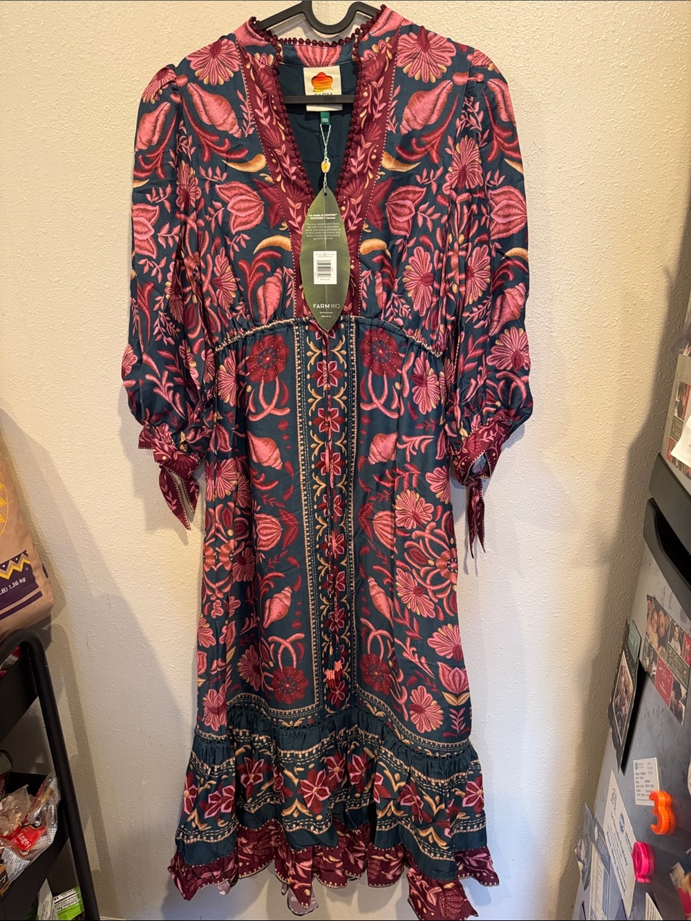 FARM Rio Seashell Tapestry Maxi Dress - Picture 2 of 13